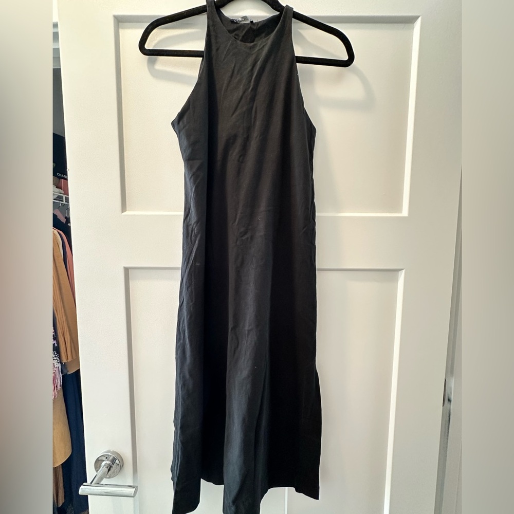 Elegant Black Sleeveless Dress